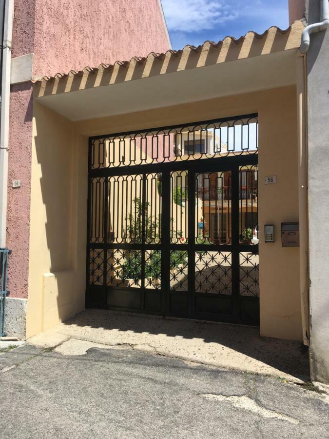Anna Apartment فيلابوتزو المظهر الخارجي الصورة